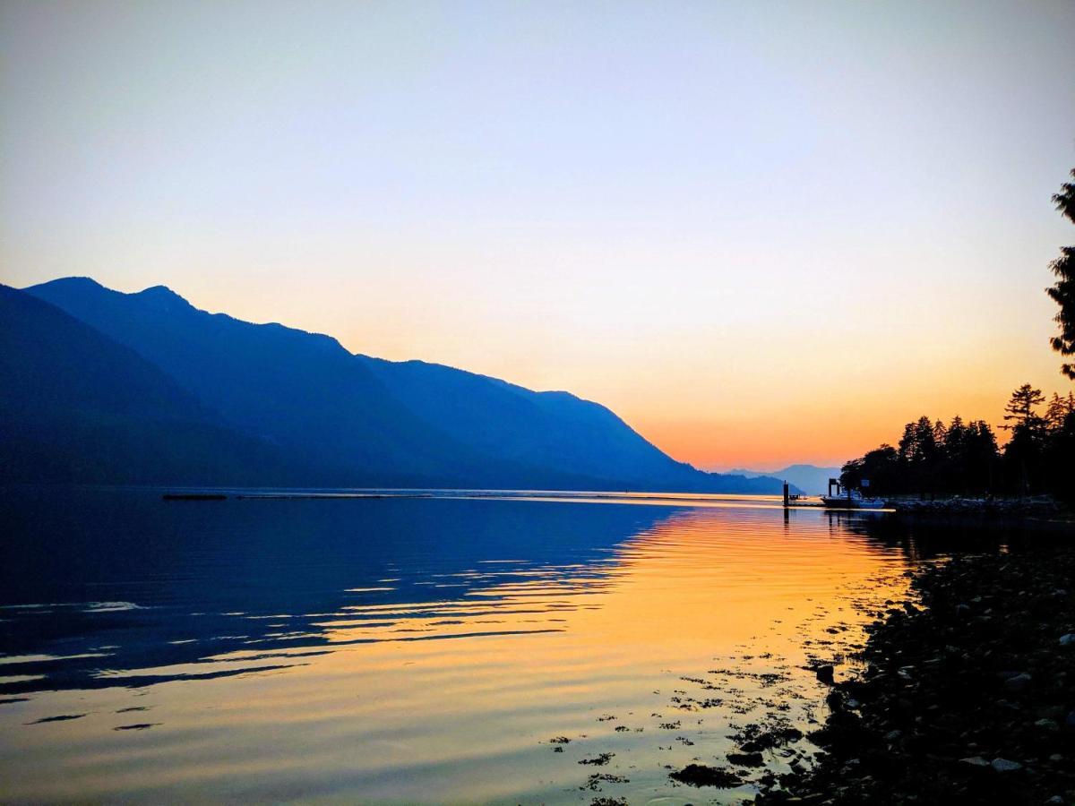 Frigon Suite -Waterfront Port Alice Esterno foto